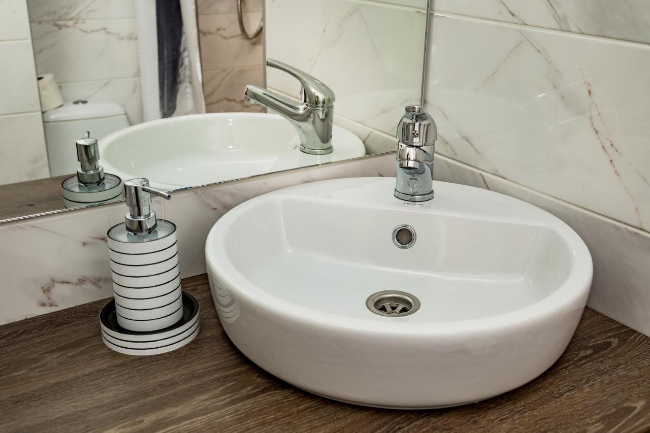 Loft Apartment Lviv Eksteriør billede